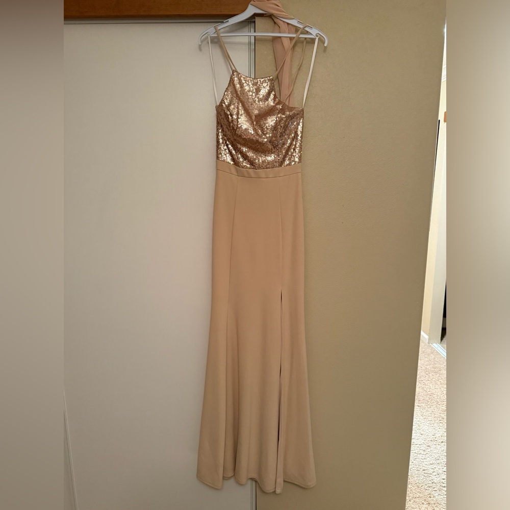 Elegant Gold Sequin Evening Gown